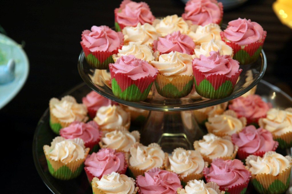 Creamsicle and berry mini cupcake flower tower for Easter