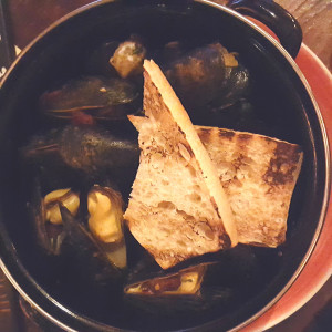 mmmmmm... MUSSELS!